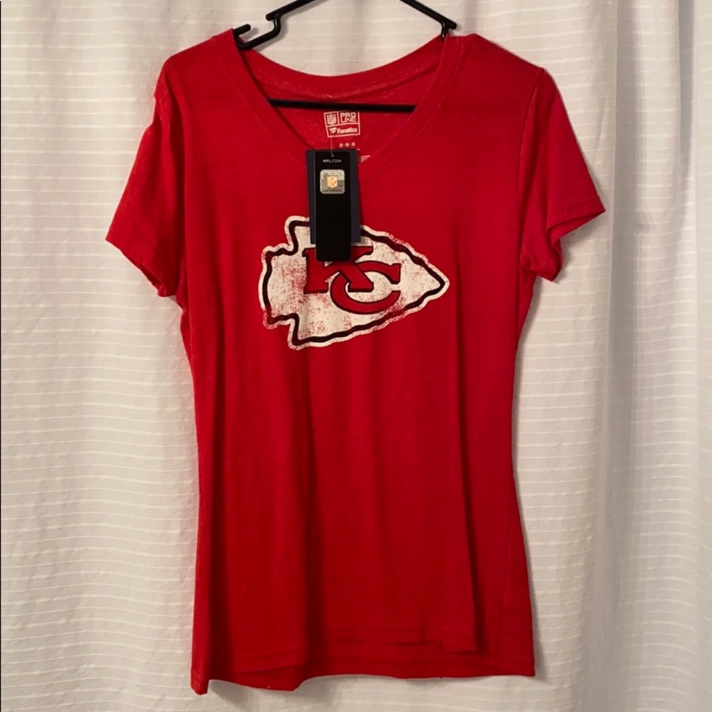 Women’s chiefs shirt